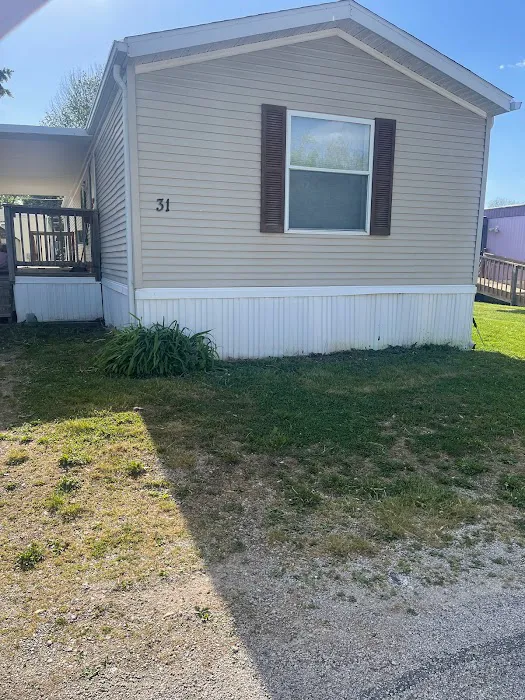 Paradise Manor Mobile Estates Picture 2