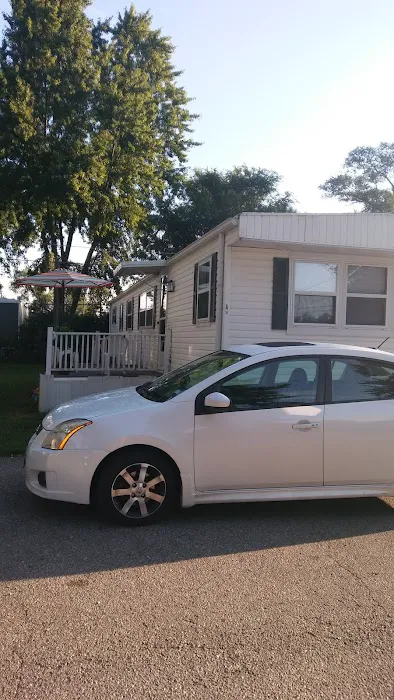 TOWN & COUNTRY MOBILE HOME COURT Picture 1