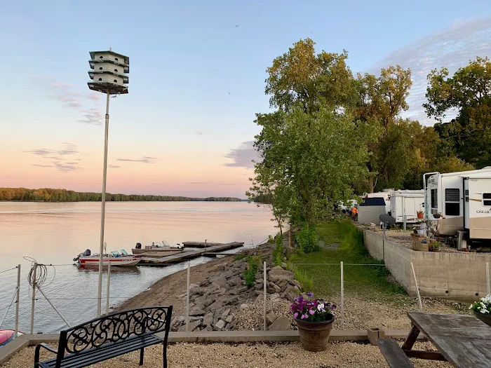 Riverview RV Park Picture 1