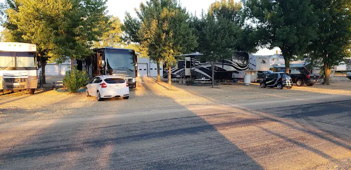 Porth's RV Park & Storage Picture 3