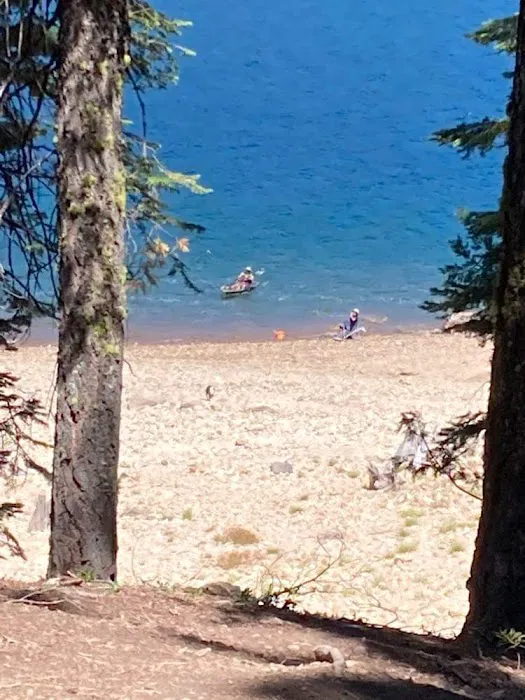 French Meadows Campground Picture 9