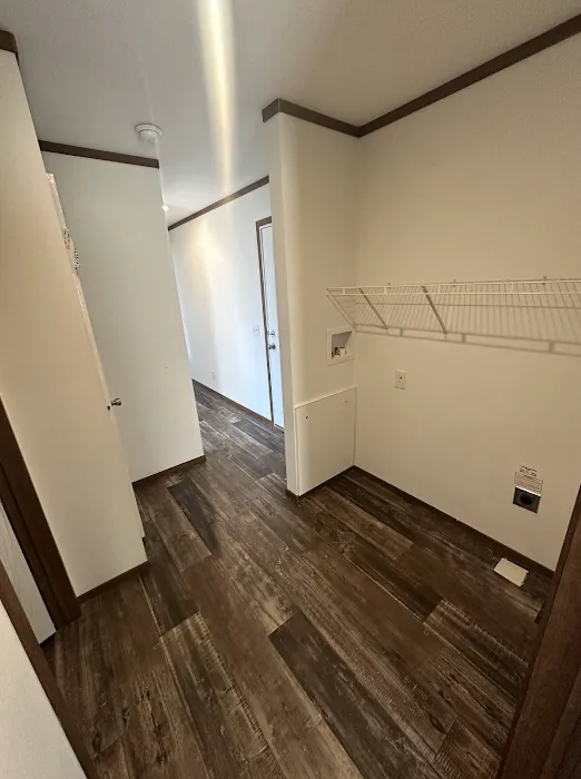 Twin Oaks Mobile Home Community Picture 7