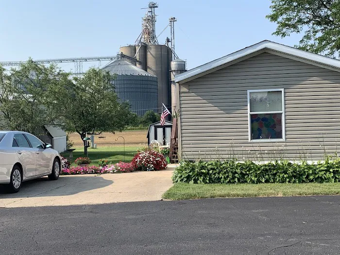 Evansville Mobile Home Park Picture 2