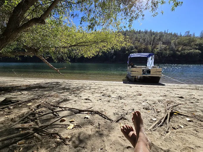 Buck's Beach Picture 8