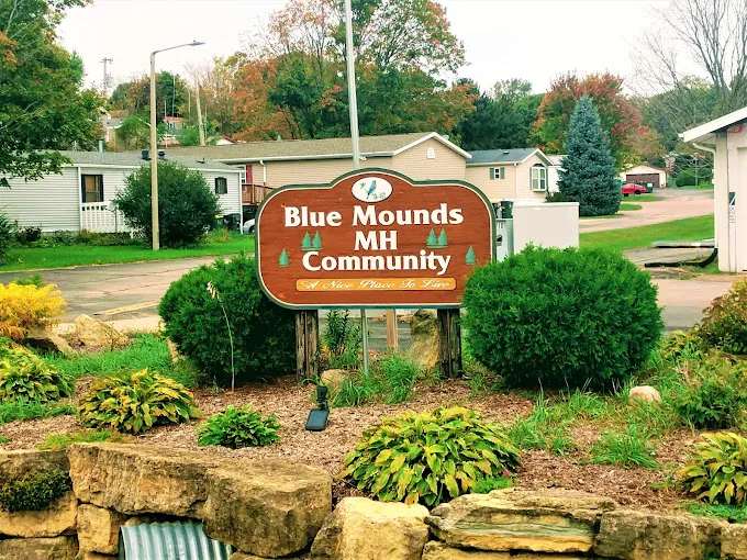 Blue Mounds Mobile Home Community Picture 5