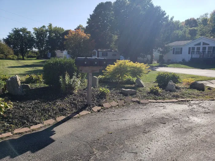 Blue Mounds Mobile Home Community Picture 8