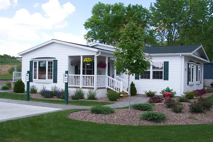 Maple Grove Homes Picture 4