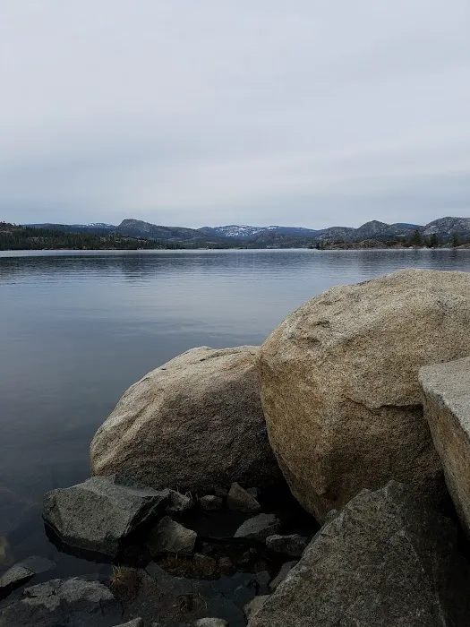 Loon Lake Chalet Picture 3