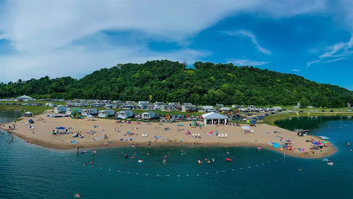 Coconut Cove RV Resort by Rjourney Picture 6