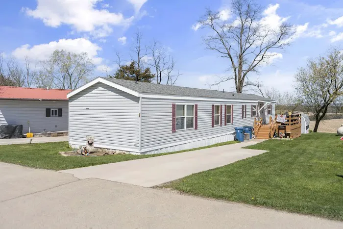 Lore Mound Mobile Home Park (MH & RV Park) Picture 1