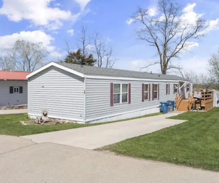 Lore Mound Mobile Home Park (MH & RV Park)