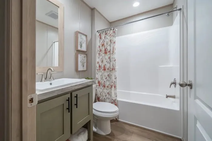 Lore Mound Mobile Home Park (MH & RV Park) Picture 8