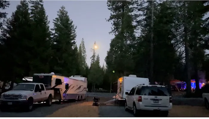 Robbs Resort Picture 1