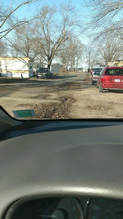 Kammerer Court Mobile Home Park Picture 1