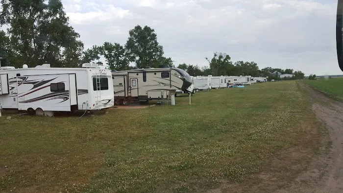 Louisa Court Picture 9