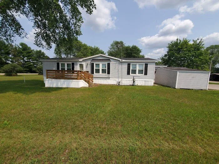Mazomanie Mobile Home Park Picture 3
