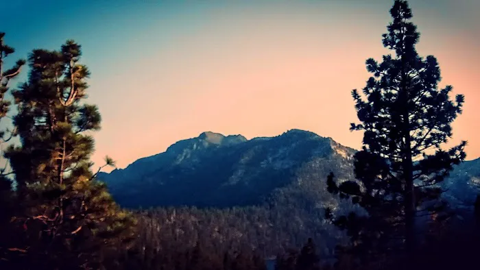 Upper Eagle Point Campground Picture 9