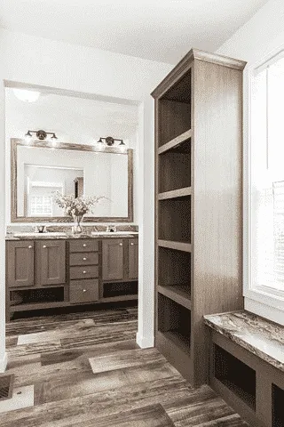 Fawn Creek Court Picture 3