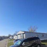 Carlton Mobile Home Court ico