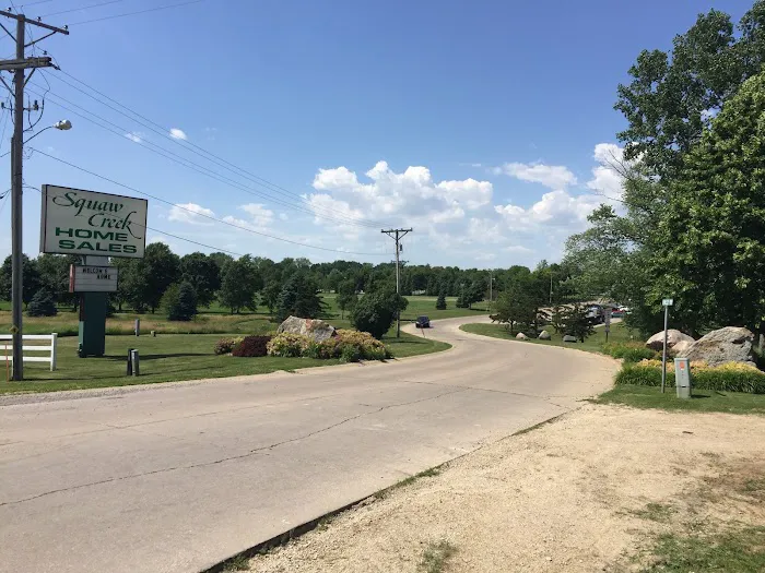 Squaw Creek Village Picture 6