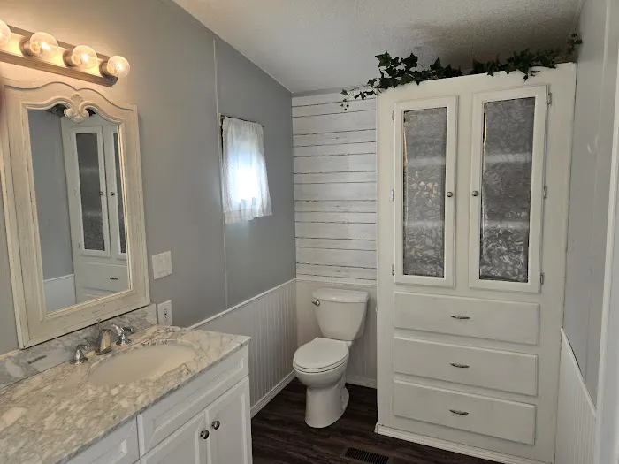 Squaw Creek Village Picture 5