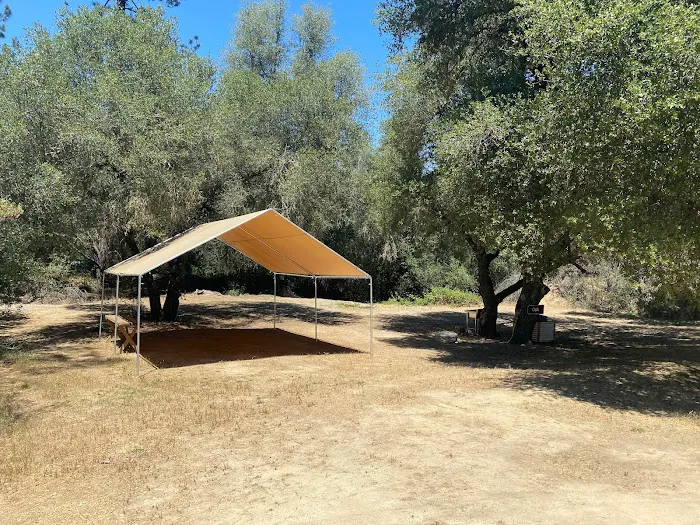 Rock-N-Water: The Cove Campground Picture 1