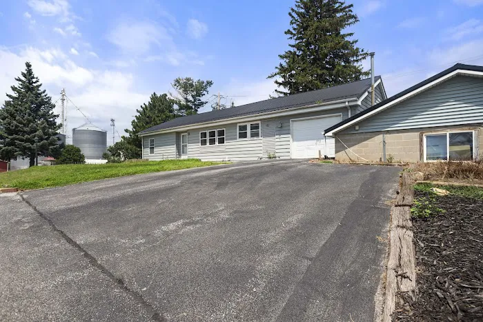 Iowa River Mobile Home Community Picture 9