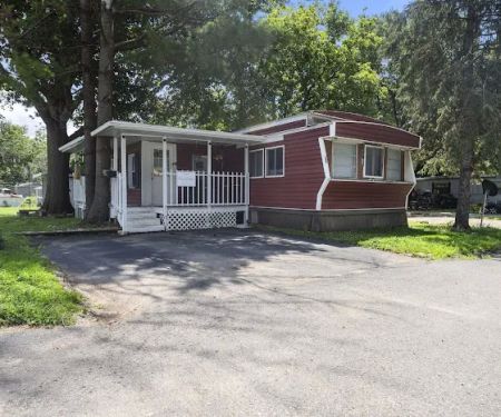 Iowa River Mobile Home Community