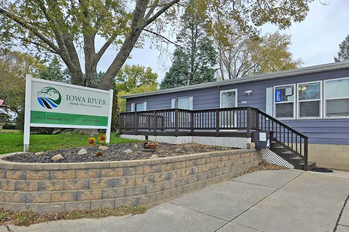 Iowa River Mobile Home Community Picture 8