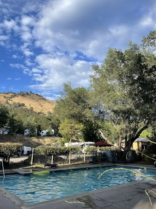 Coloma Resort Picture 4