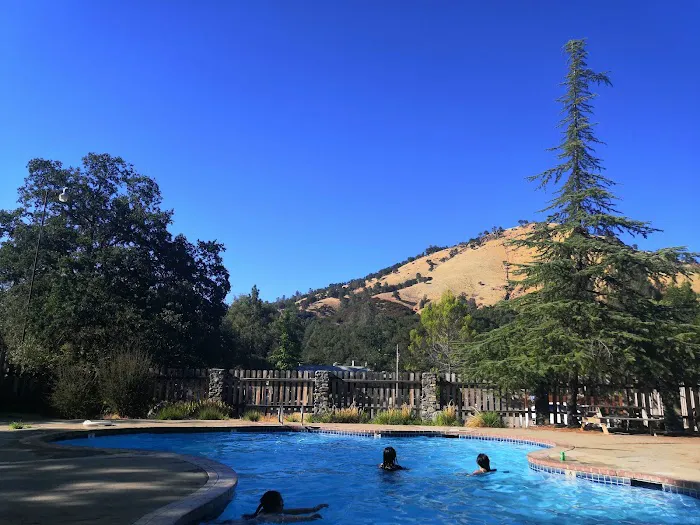 American River Resort Picture 2
