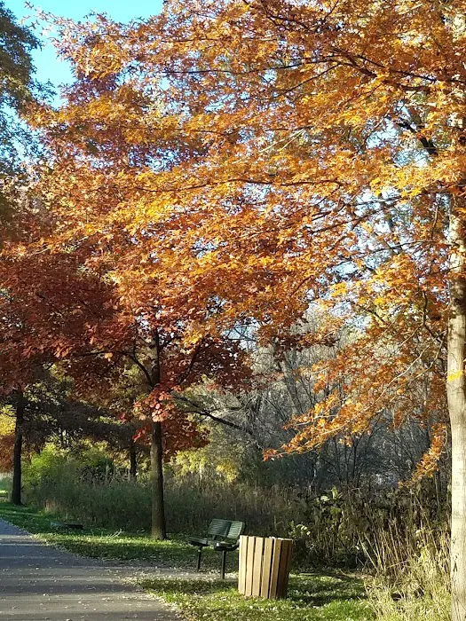 Holiday Mobile Home Court Picture 9