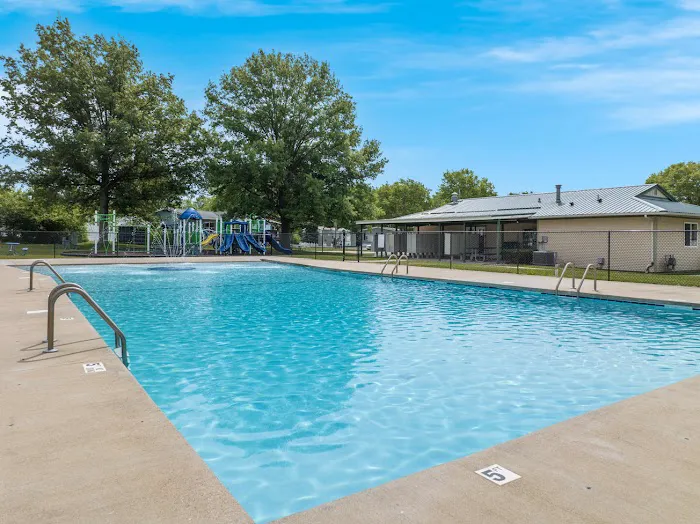 Western Hills Picture 7