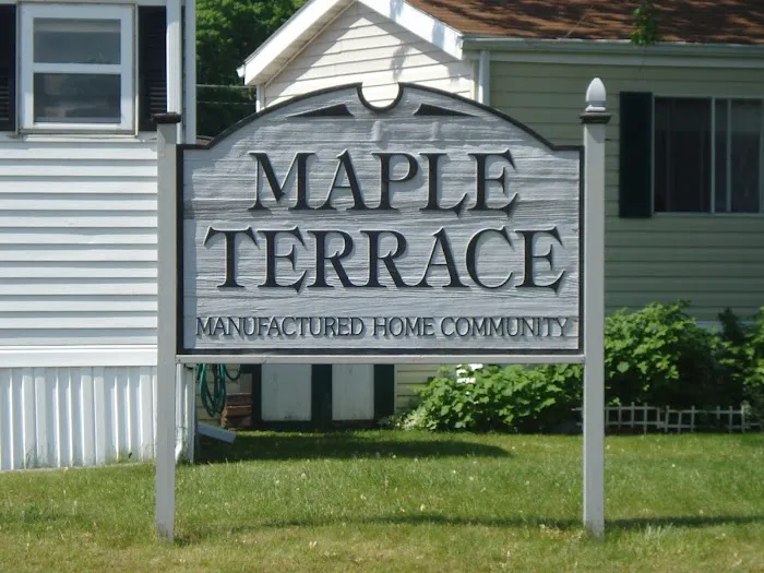Maple Terrace Picture 1