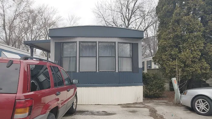 Franklin Mobile Home Park Picture 9