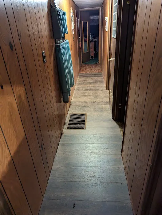 Oak Creek Estates Picture 2