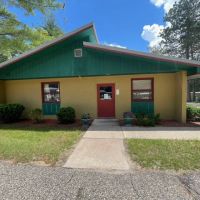 Pine Vista Mobile Home Community ico