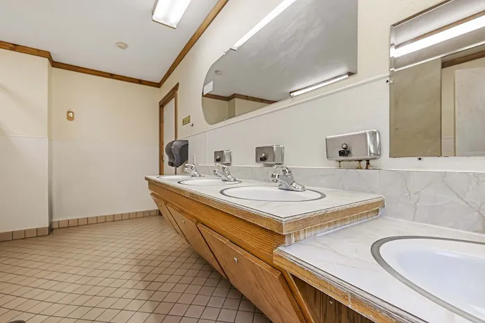 Placerville RV Resort & Campground Picture 1