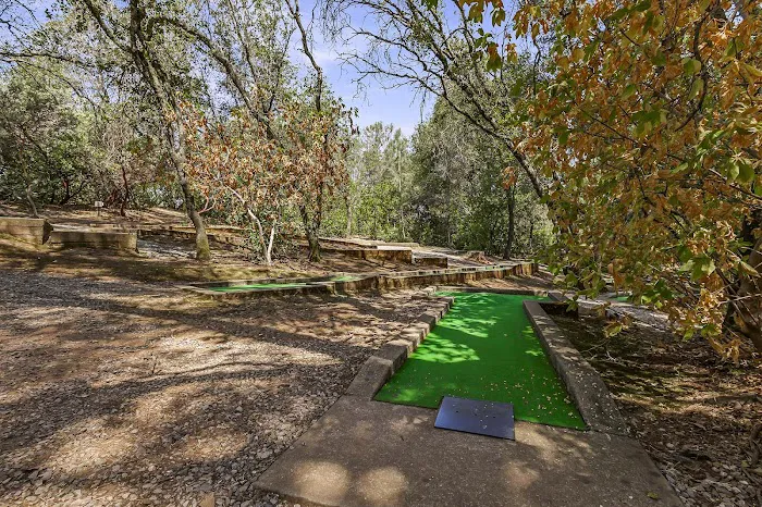 Placerville RV Resort & Campground Picture 7