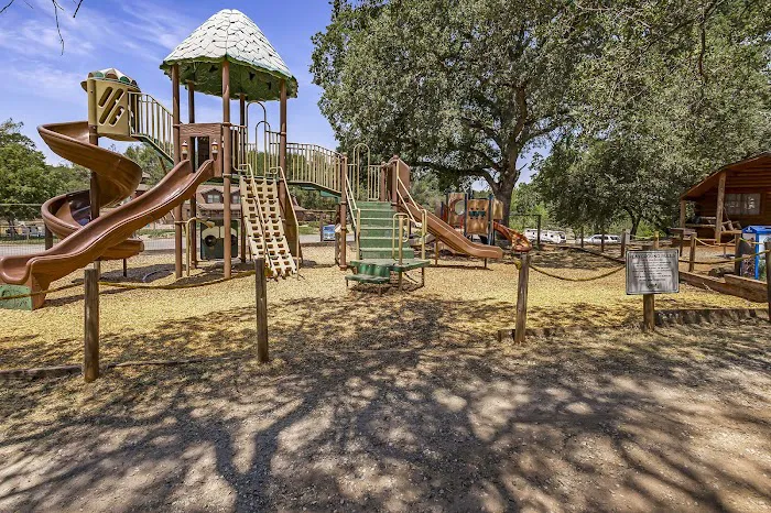 Placerville RV Resort & Campground Picture 5