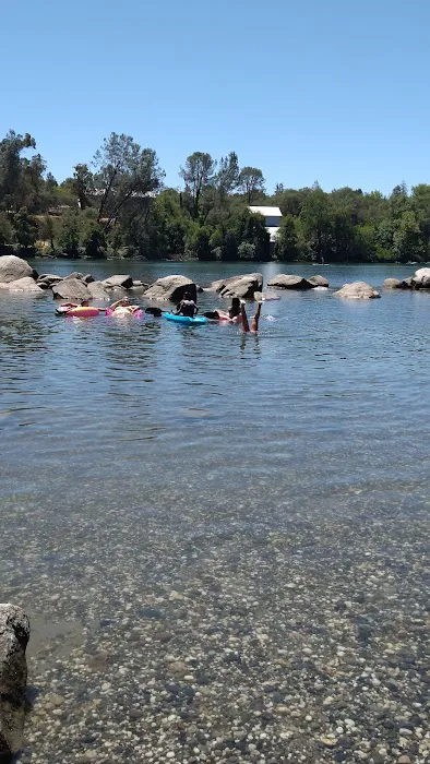 Black Miners Bar Group Camp Picture 4