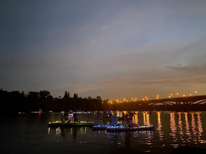 Black Miners Bar Group Camp Picture 6