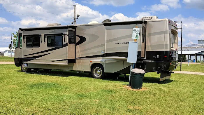 Fairgrounds RV Park Picture 4