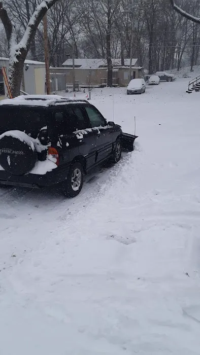 Edgewood Forest Mobile Home Park Picture 4