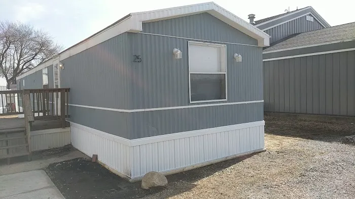 Sunrise Mobile Court Picture 1