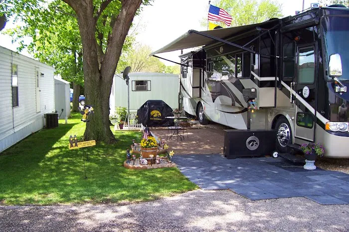 West Park Village Picture 2