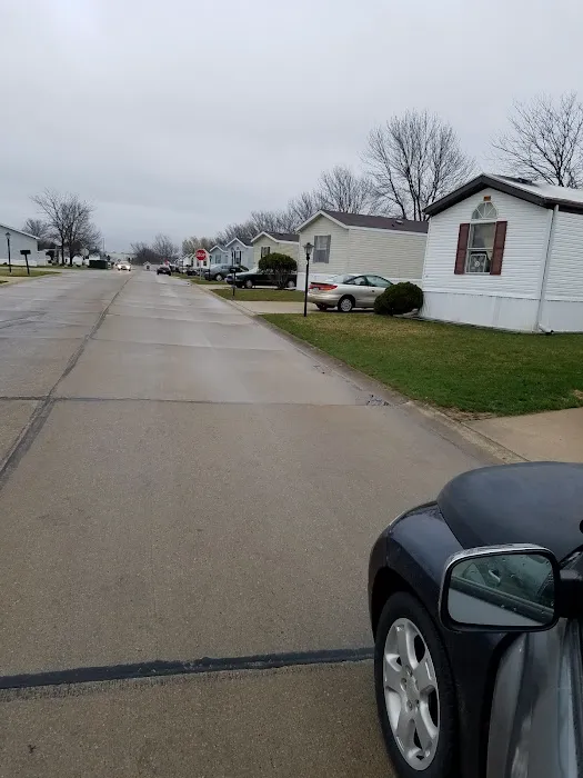 Summit View Village Picture 2