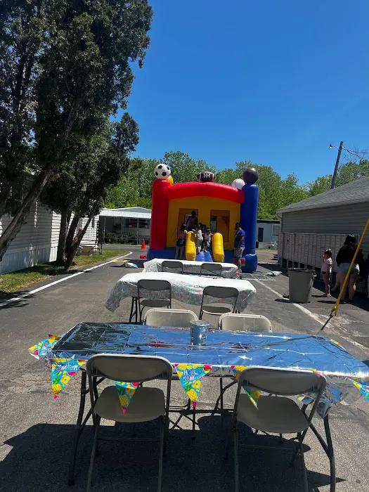 College Mobile Home Park Picture 10