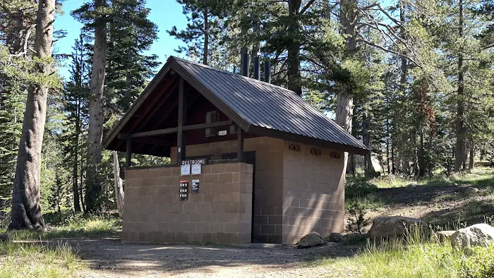 Lower Blue Lake Campground Picture 3