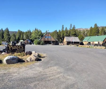 Plasse's Resort